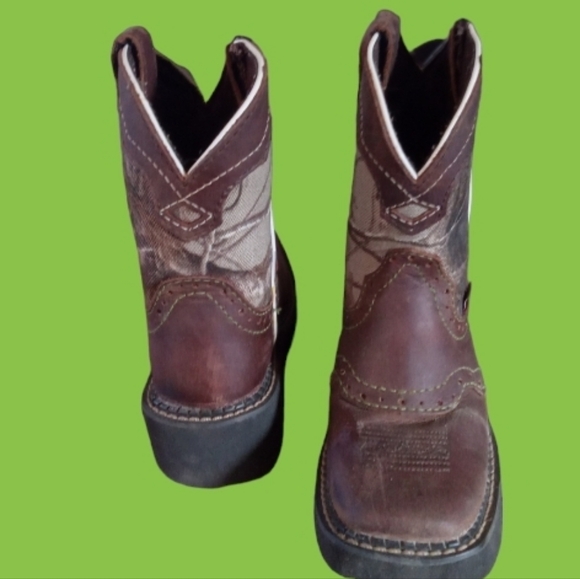 Justin Real Tree Camo Kid cowboy boots size 2 - Picture 5 of 8